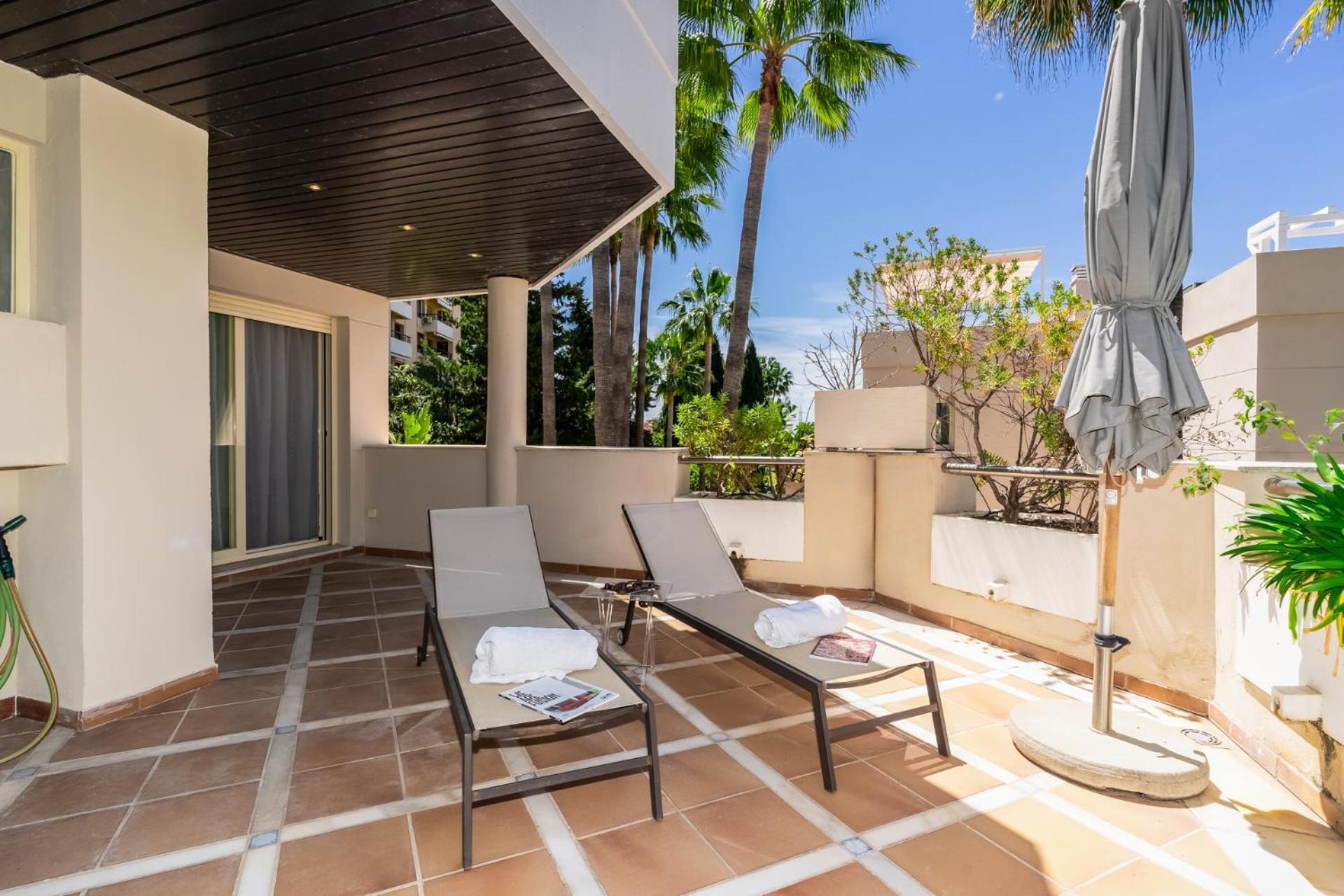 Molo Residences Boutique Apartments & Spa Marbellac Extérieur photo
