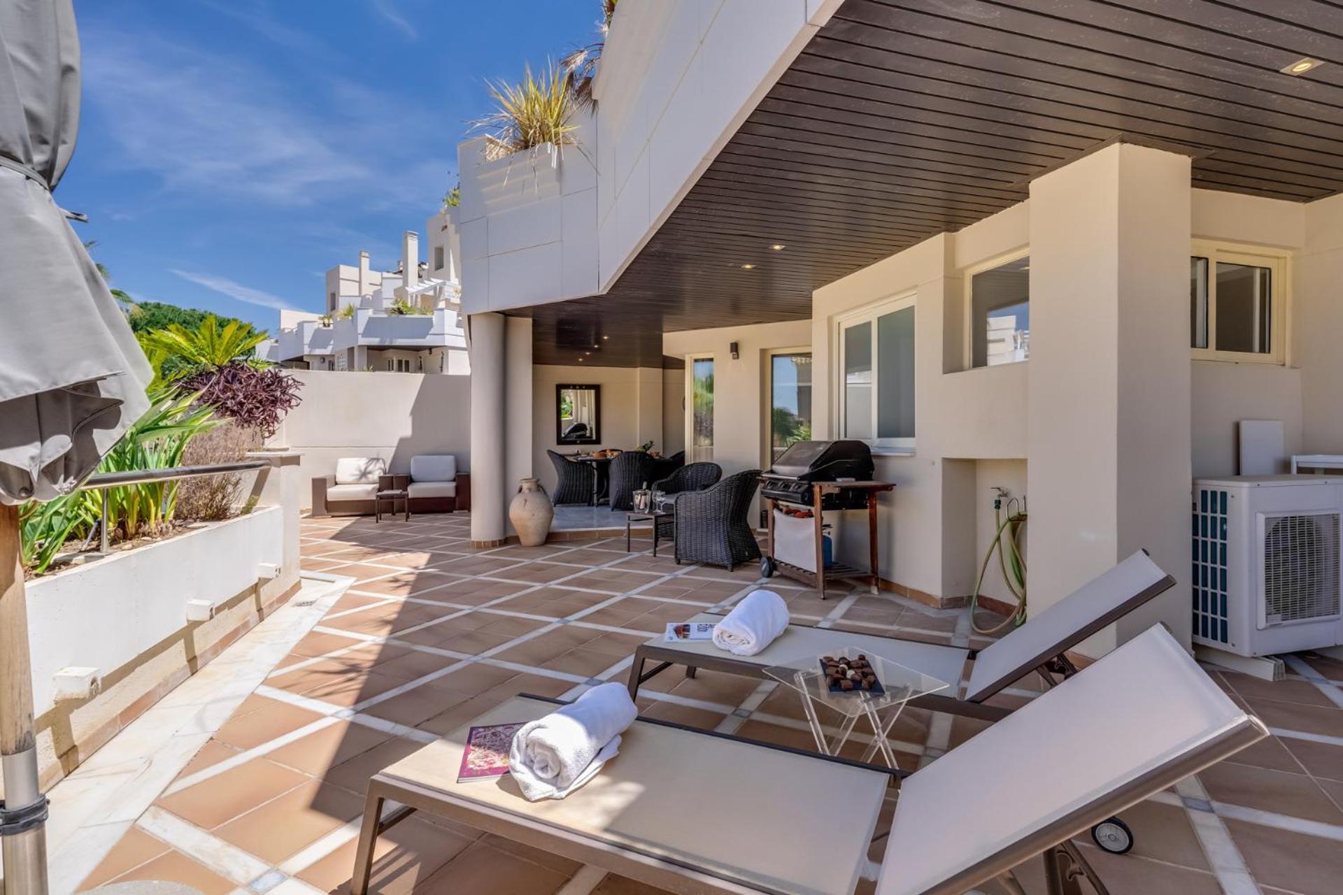 Molo Residences Boutique Apartments & Spa Marbellac Extérieur photo