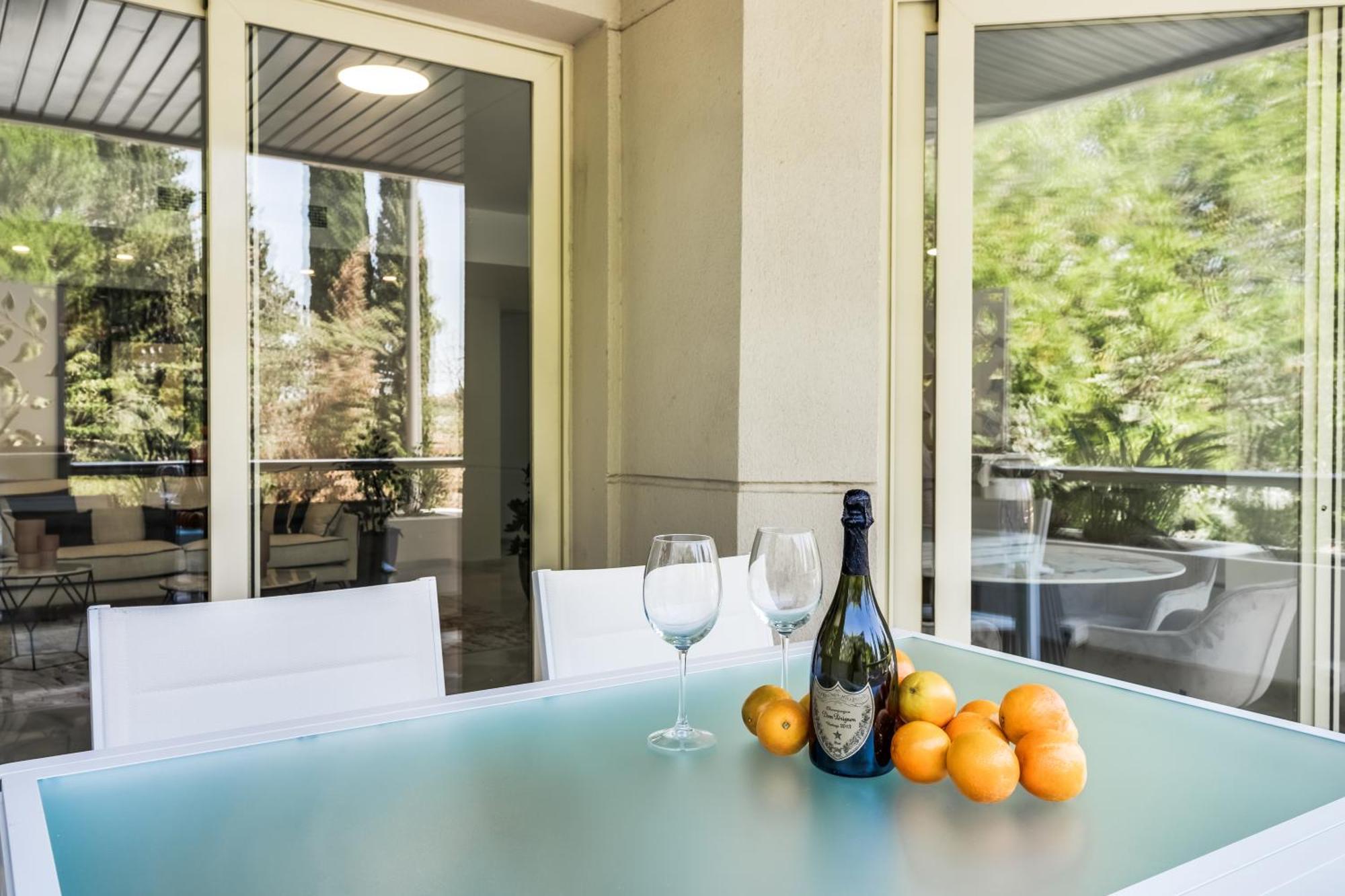 Molo Residences Boutique Apartments & Spa Marbellac Extérieur photo
